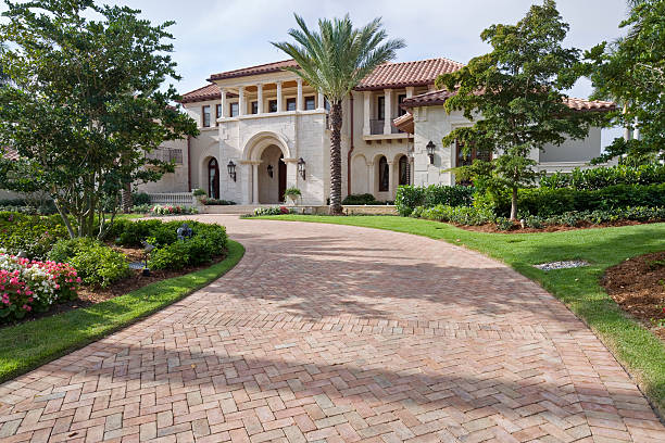 Best Driveway Paving Near Me  in Moss Bluff, LA